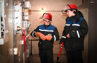 Аварийная ленэнерго. Ленэнерго овб. Электромонтер овб. Аварийная ленэнерго. Электричество ленэнерго.