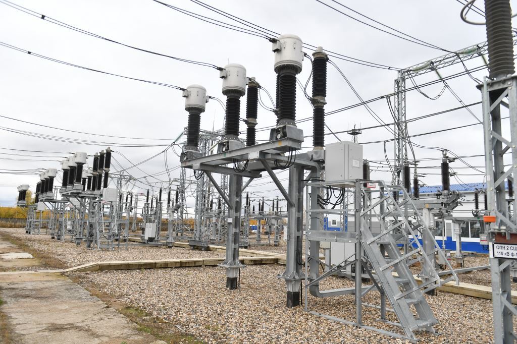 питающая подстанция. подстанция пктп 35/6. пс аткарская 220 кв. электрическая подстанция 220 кв. трансформатор тока элегазовый 220 кв.