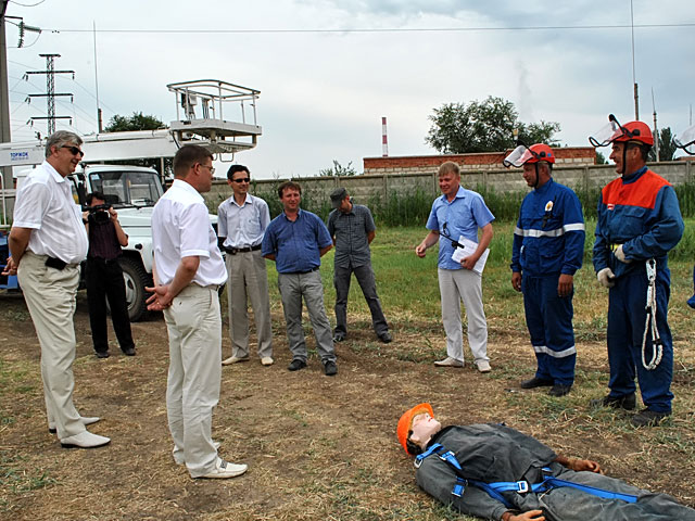 Мрск юга астраханьэнерго. Россети Юг Астраханьэнерго. Кудаков Астраханьэнерго. МРСК Юга Астраханьэнерго соревнования по учёту. Епифанов МРСК Юга Астраханьэнерго