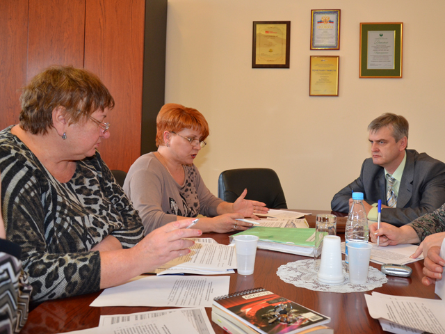 Мрск юга астраханьэнерго. Сухинин Алексей Владимирович Астраханьэнерго. ОАО Астраханьэнерго. Астраханьэнерго сотрудники. Астраханьэнерго фото