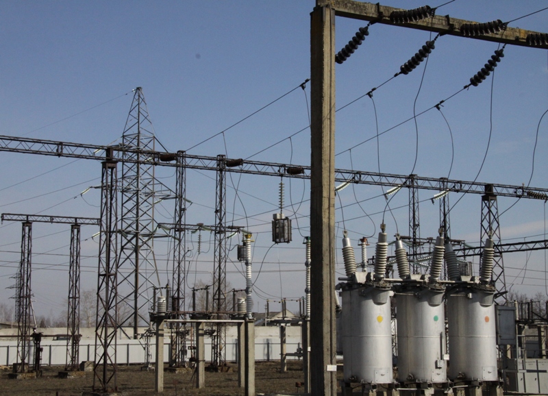 Октябрьский район в омске электричество. Нет электричества омск сейчас. Электроэнергия омской области. Перебои с электричеством. Омск электричество.